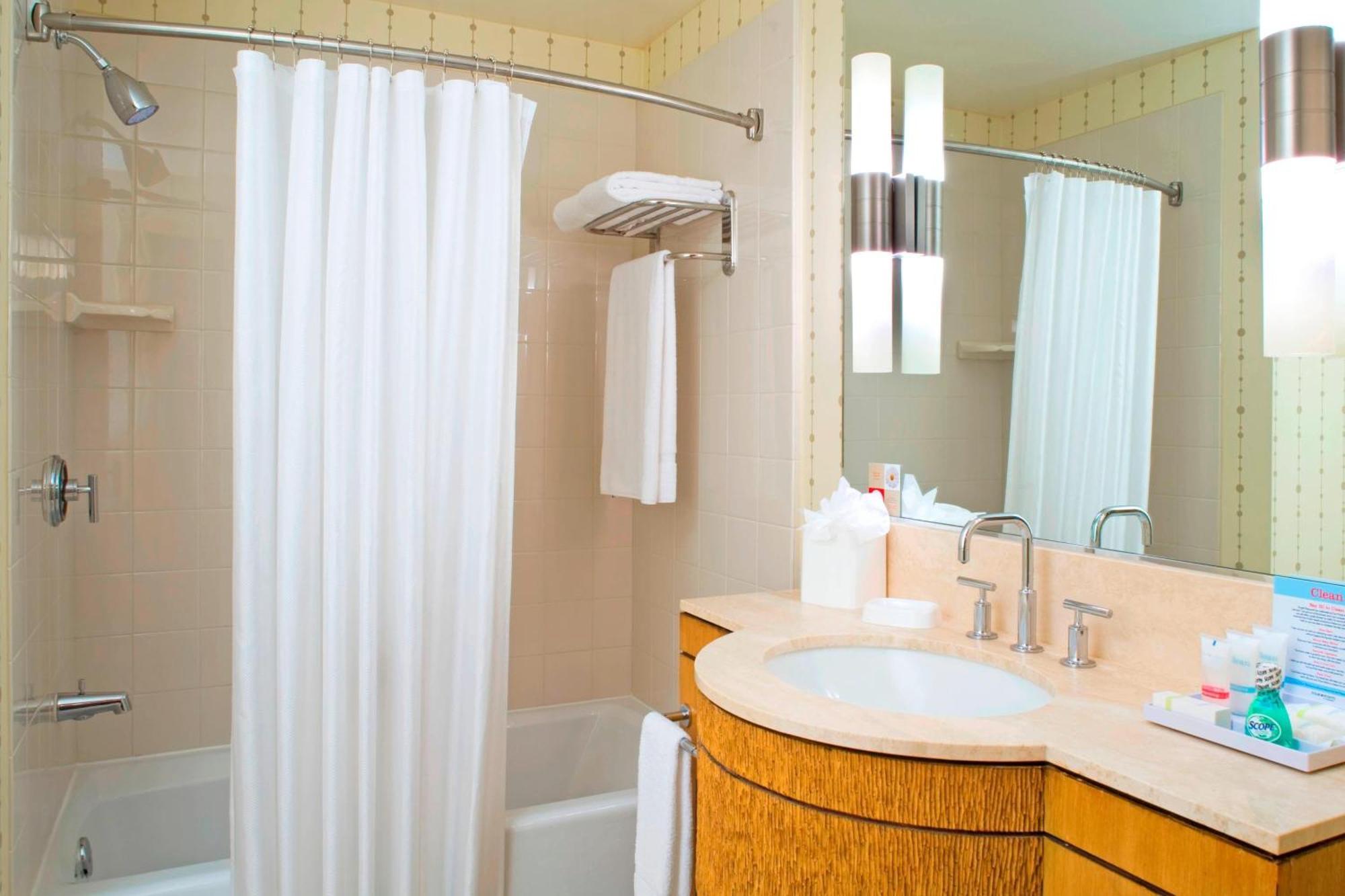 Four Points By Sheraton San Jose Downtown Экстерьер фото